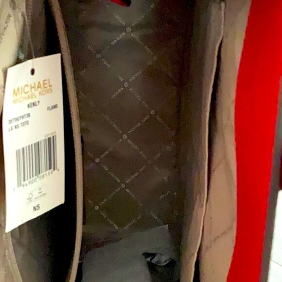 MICHAEL KORS NWT KENLY FLAME RED BROWN SIGNATURE LARGE TOTE CROSSBODY BAG - Picture 12 of 12